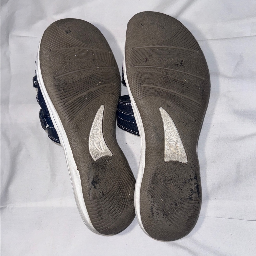 Clarks Cloudsteppers Sandals Womens 8 Navy Comfort Cushioned Slide Walking - Picture 6 of 9